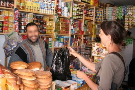 لأصحاب المحلات والمتاجر التقليدية